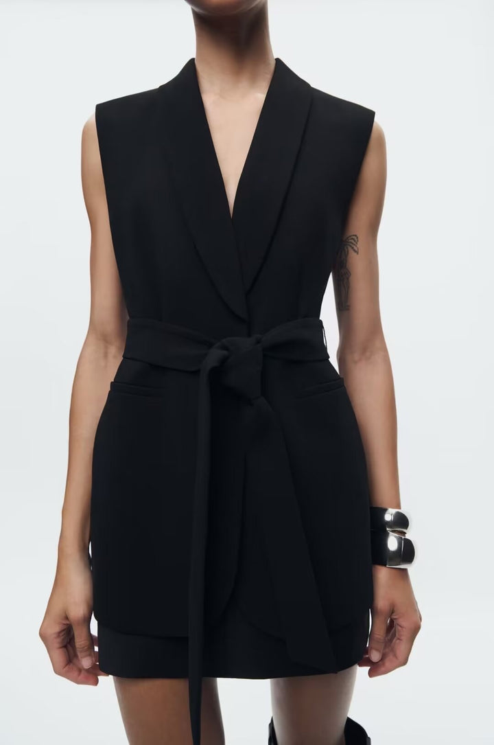 JOYCE – Sleeveless Black Belted Vest