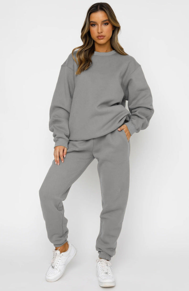 NOOR - Women's Joggers & Sweatshirt Set