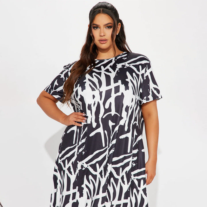 NOEMI – Abstract Print Plus Size Maxi Dress