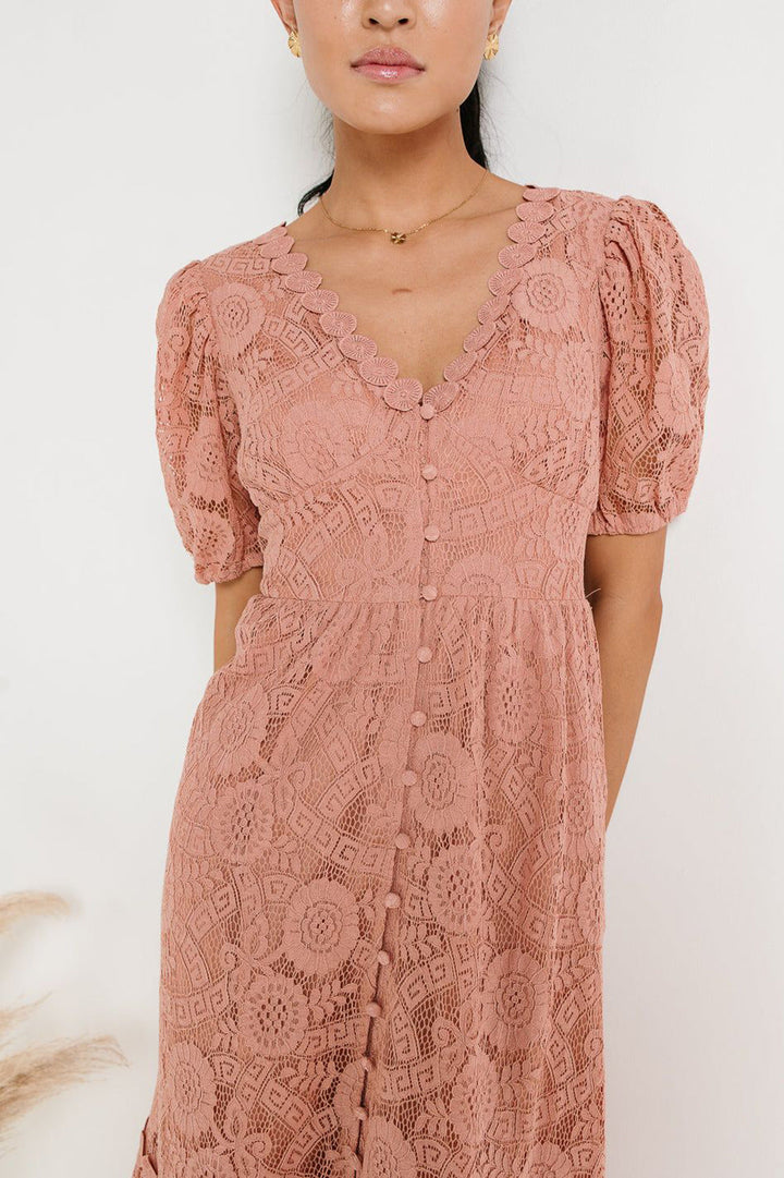 NOELLE – Lace Midi Dress with Short Sleeves