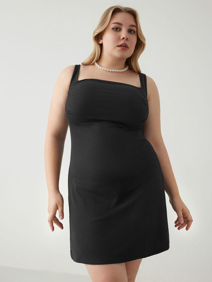 SIENNA – Plus Size Mini Dress