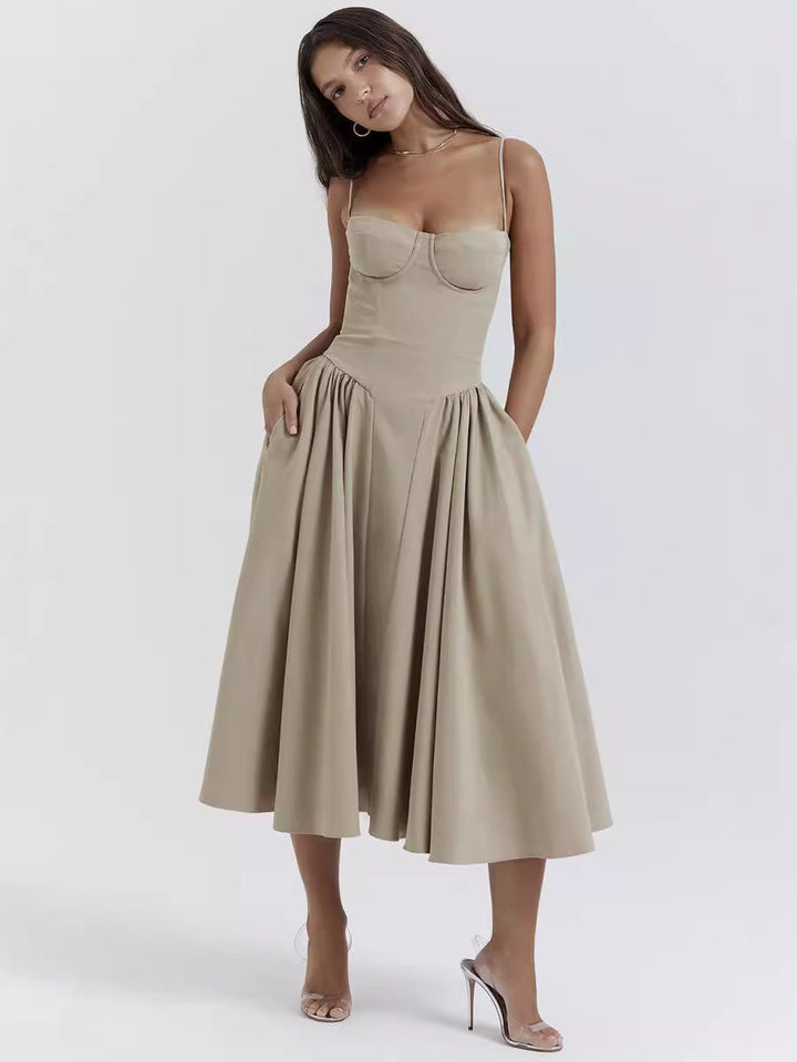 NELS – Elegant Spaghetti Strap Midi Dress