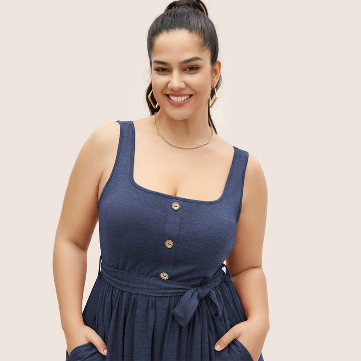 ZIN – Sleeveless Plus Size Midi Dress