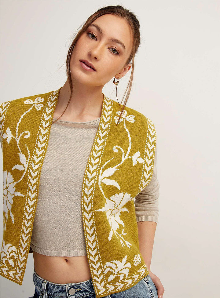 JULIA – Open Knit Vest with Floral Pattern