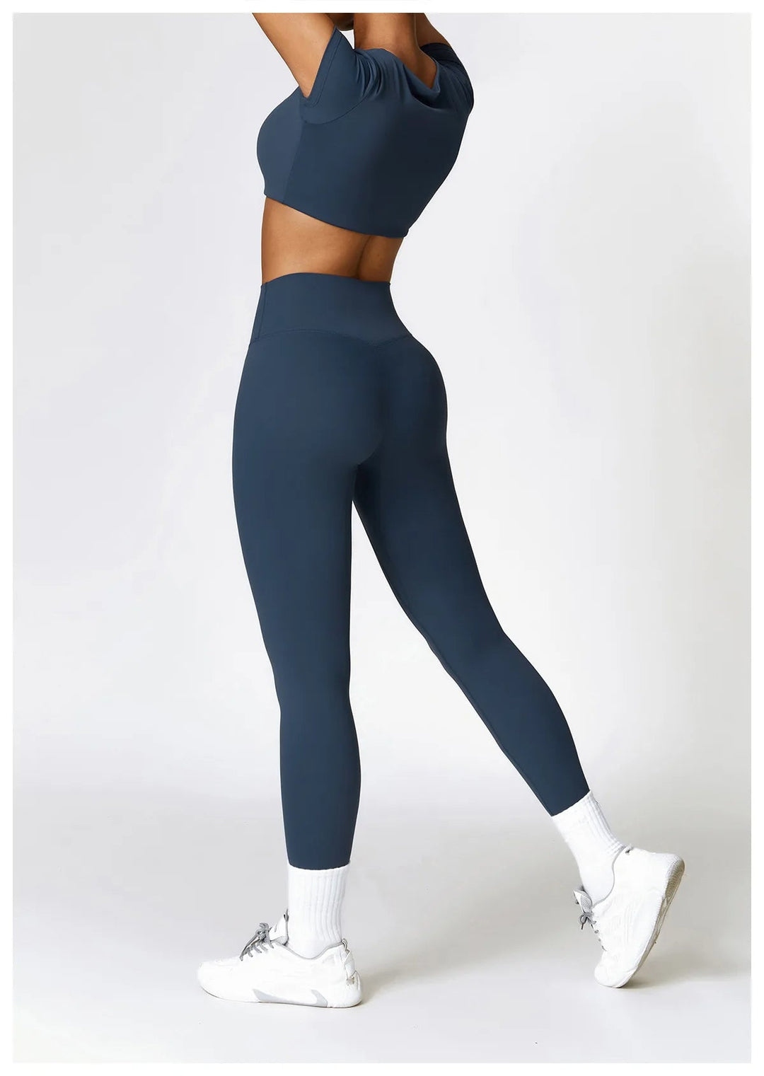 ACTIVE - Seamless Yoga Set With Crop Top