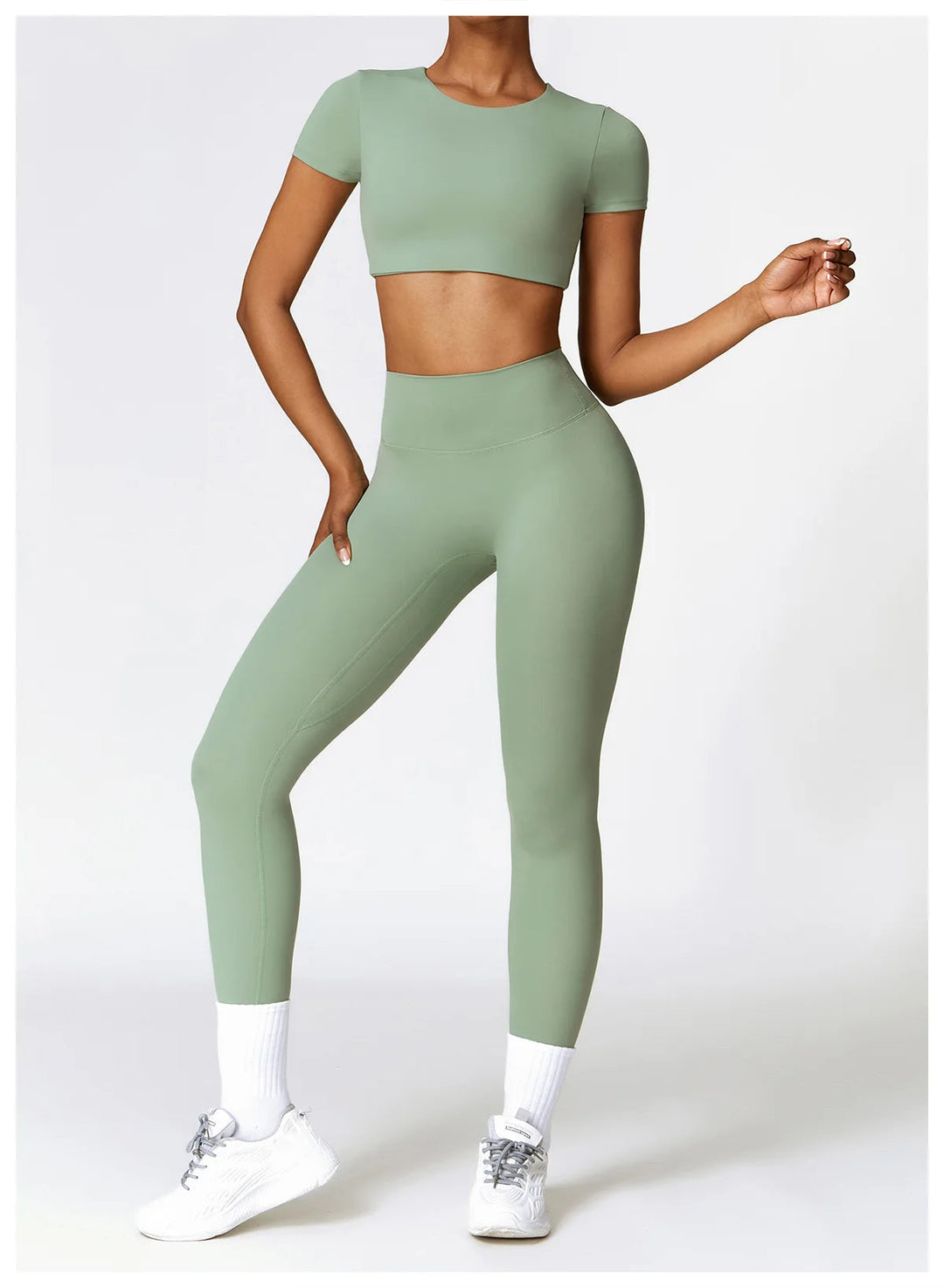 ACTIVE - Seamless Yoga Set With Crop Top
