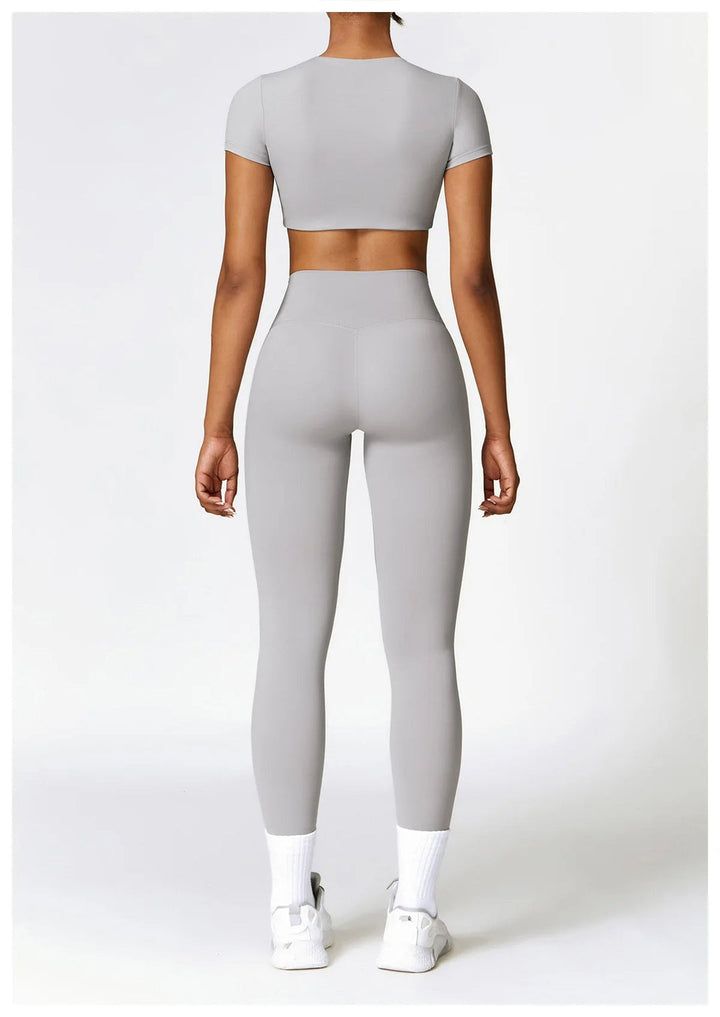 ACTIVE - Seamless Yoga Set With Crop Top
