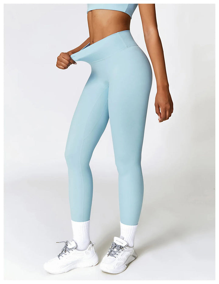 ACTIVE - Seamless Yoga Set With Crop Top