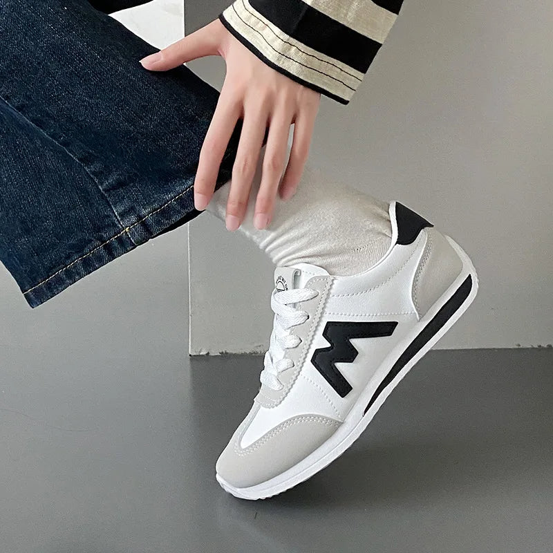 MODA - Monogram Casual Sneakers