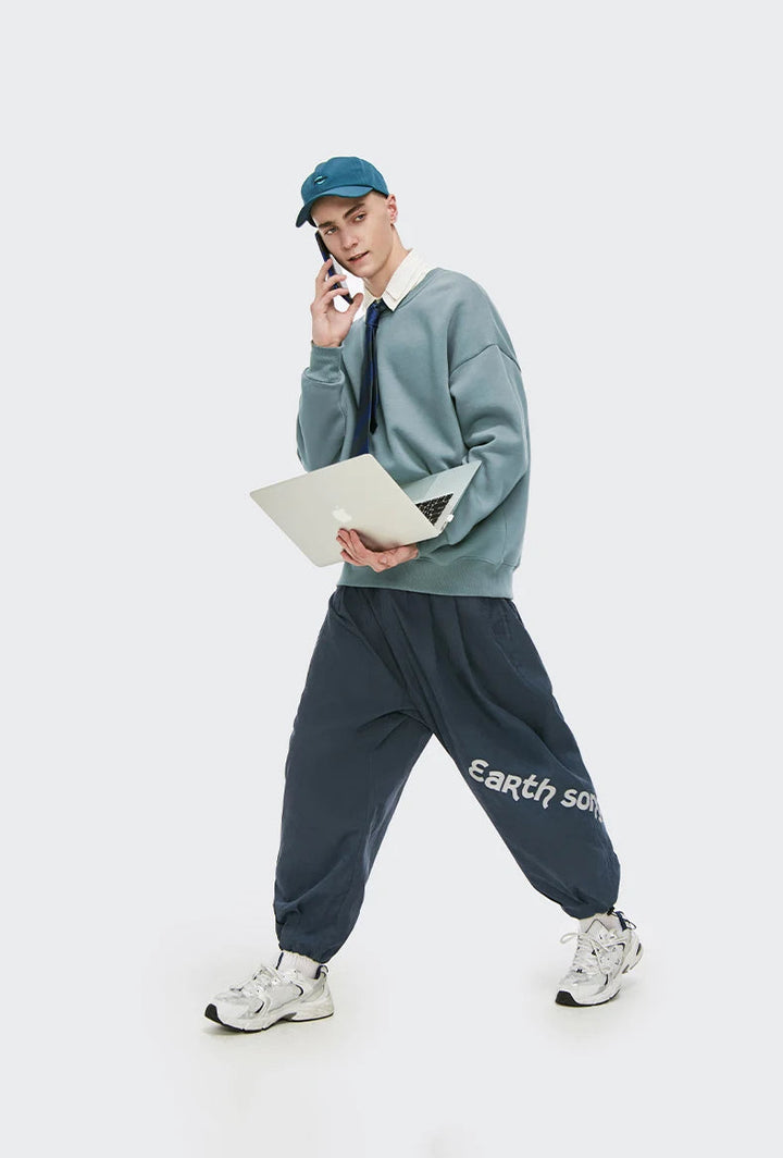 LUKA - Minimalist Men's Sweatshirt