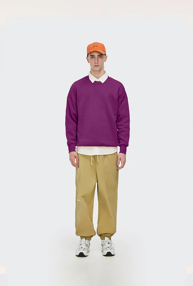 LUKA - Minimalist Men's Sweatshirt