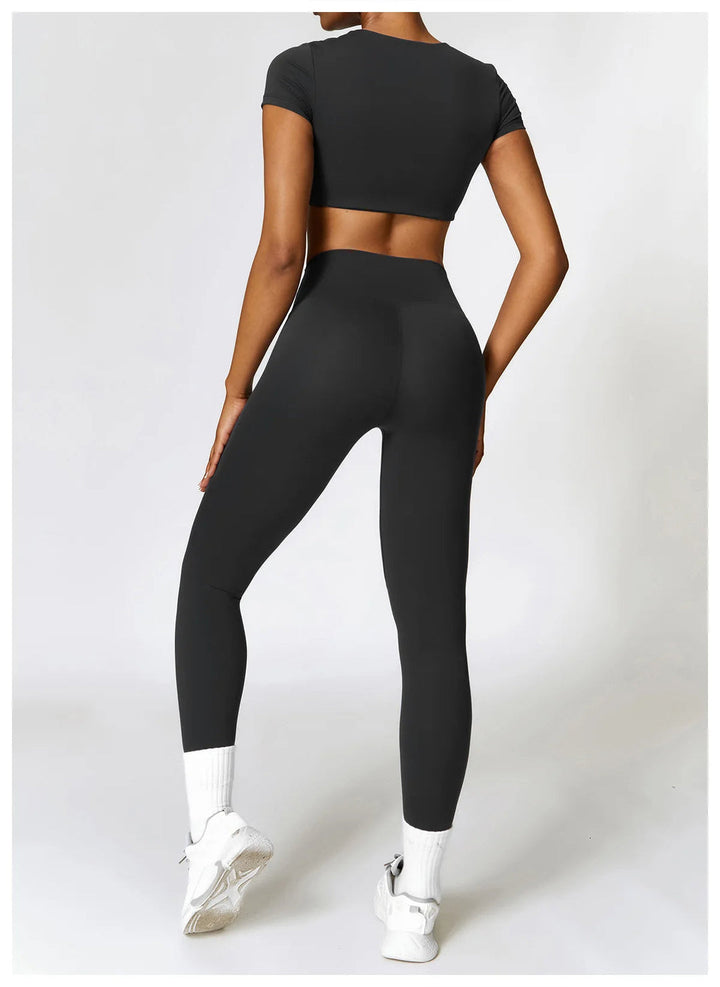 ACTIVE - Seamless Yoga Set With Crop Top