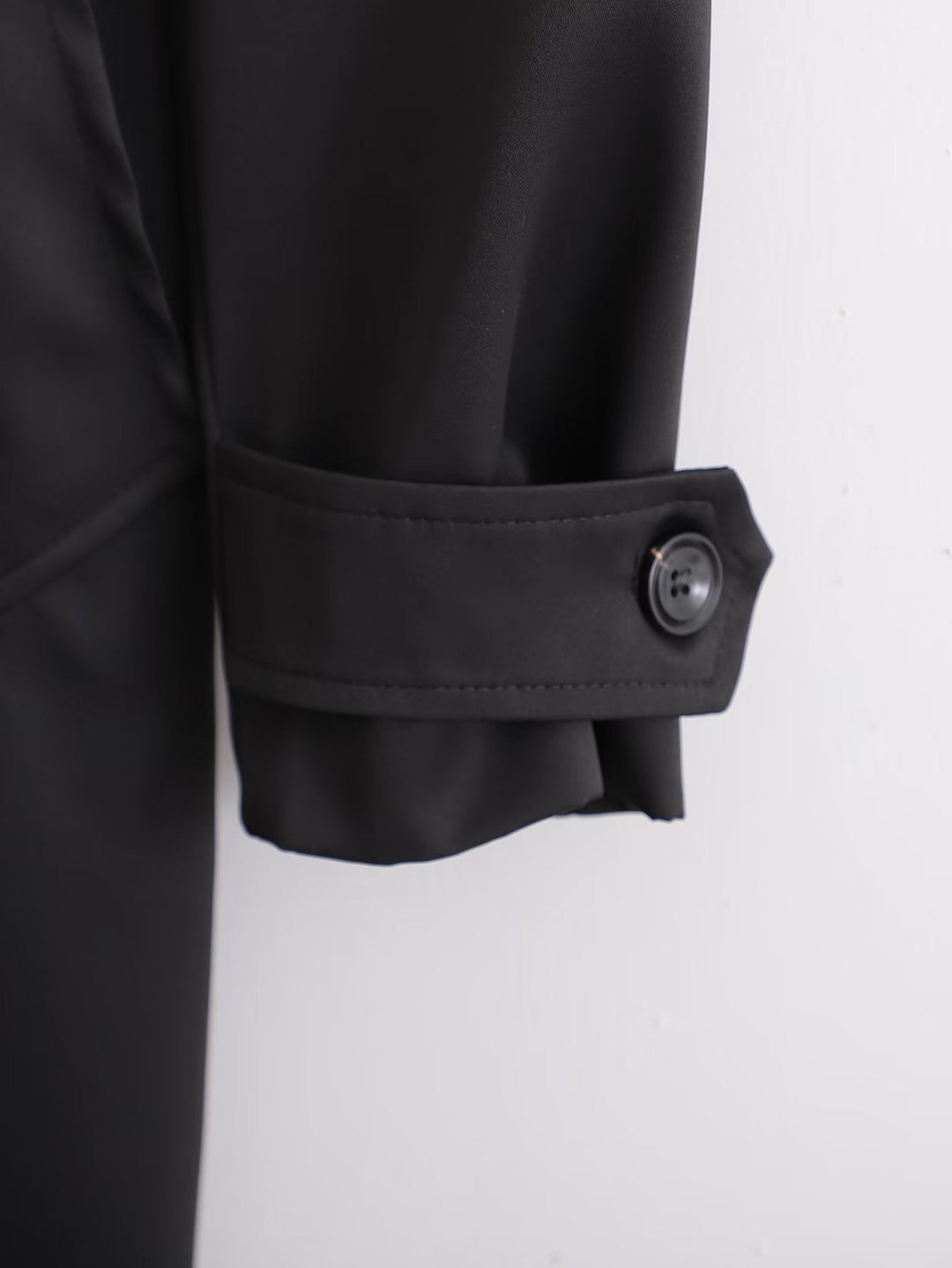 YAIZA - Women's Black Double-Breasted Trench Coat