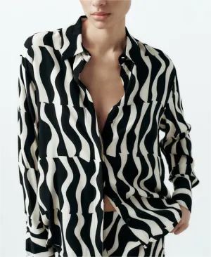 VAYLA – Wavy Striped Long Sleeve Blouse