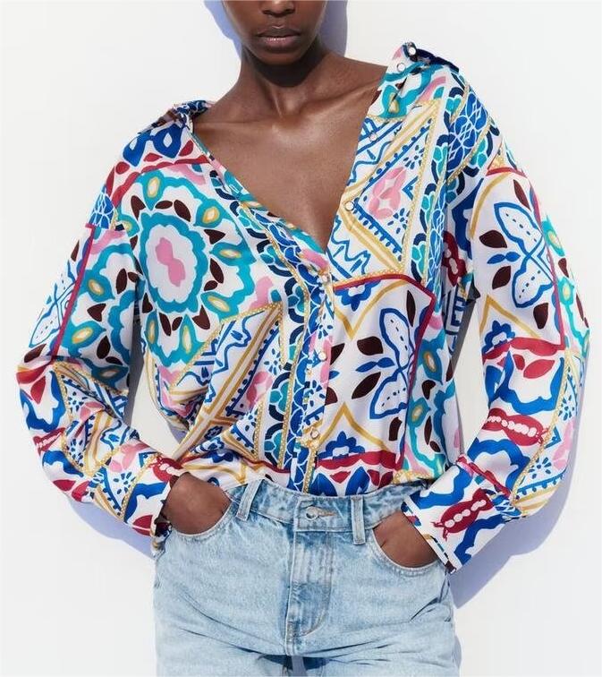 RAISA – Boho-Inspired Blouse