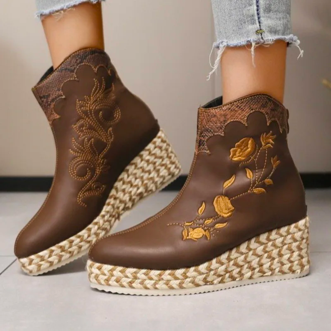 LILA – Women’s Floral Embroidered Platform Boots