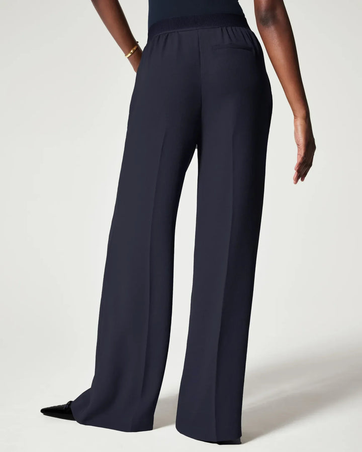 NOELLE – Women’s Pleated Wide-Leg Trousers