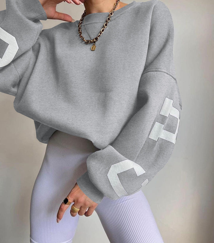 LINA – Oversized Women's Chicago Sweatshirt