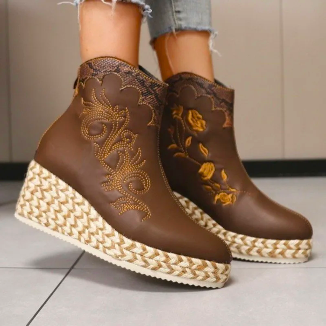 LILA – Women’s Floral Embroidered Platform Boots