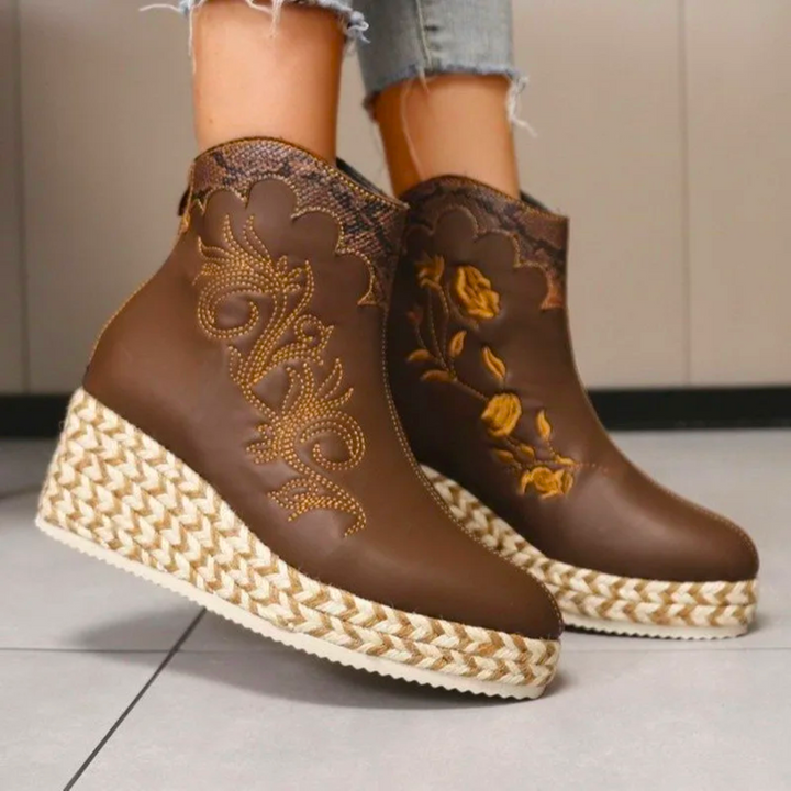 LILA – Women’s Floral Embroidered Platform Boots