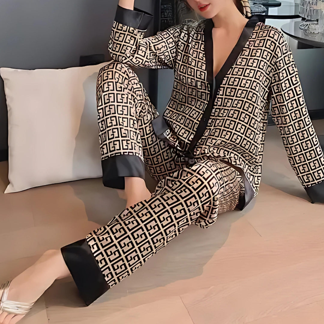 ALINA – Golden Dawn Sillky Sleepwear Set