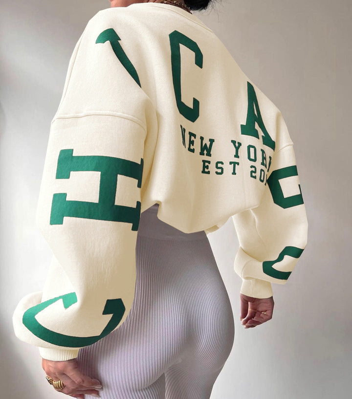 LINA – Oversized Women's Chicago Sweatshirt