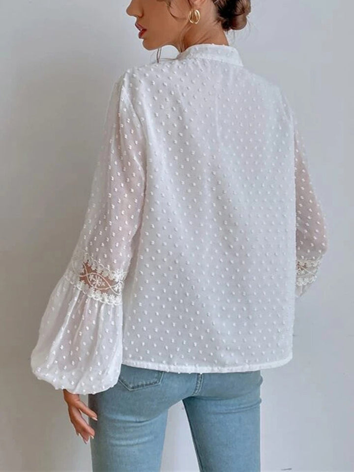 DELLA – Lace V-neck Blouse