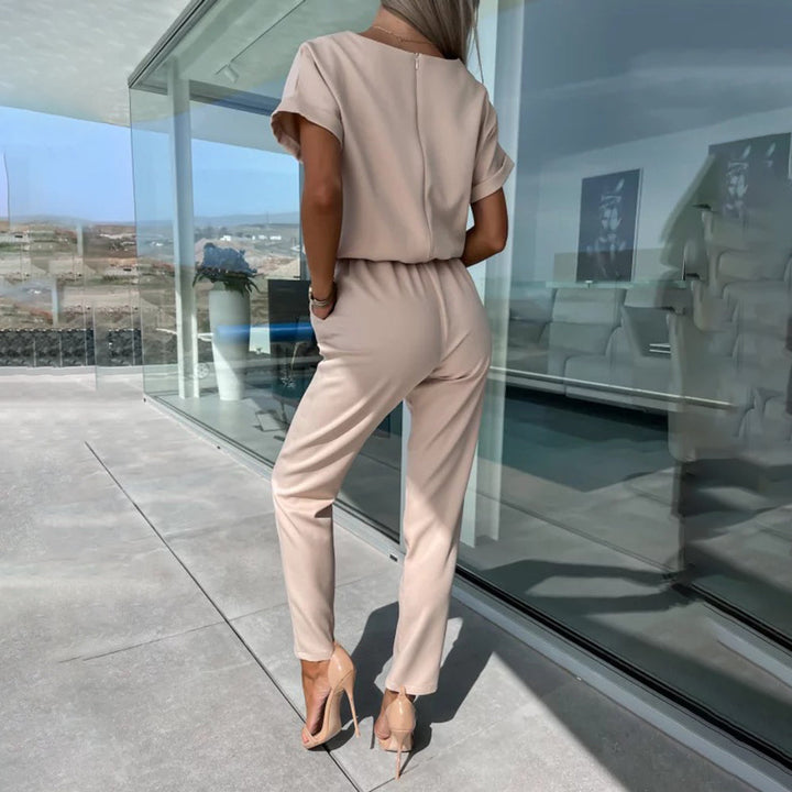 NEELI – Jumpsuit With Bow Detail