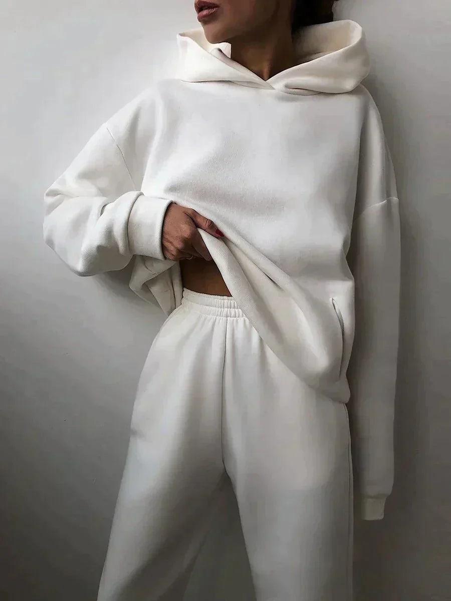 ALDIANA – Tracksuit For Women