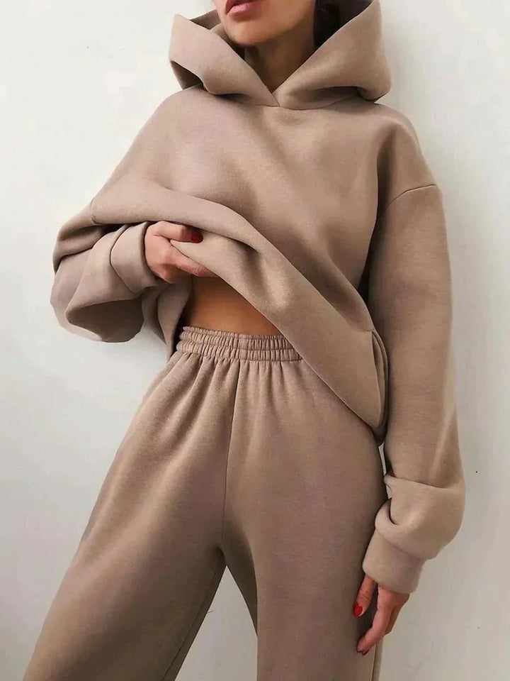 ALDIANA – Tracksuit For Women