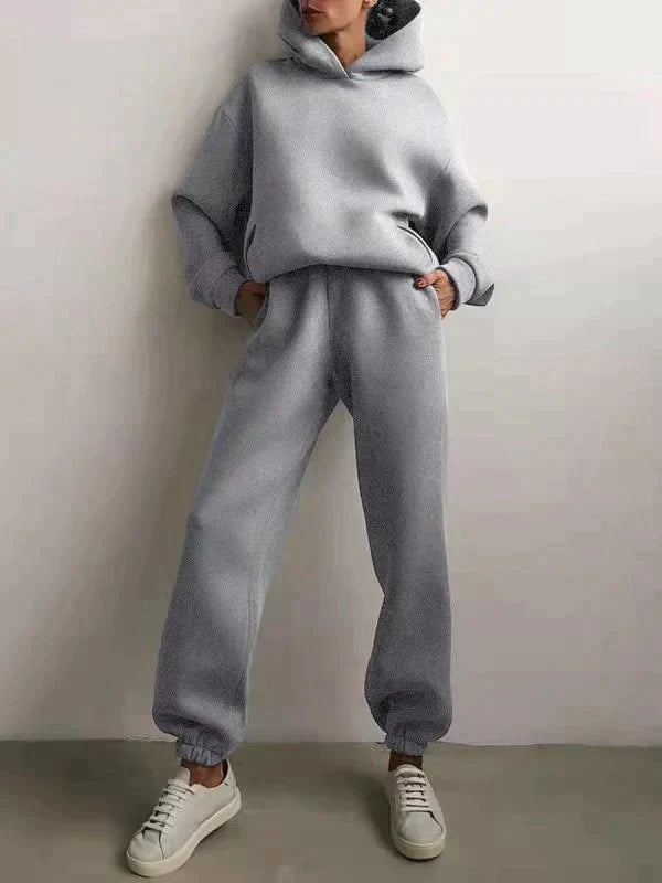 ALDIANA – Tracksuit For Women