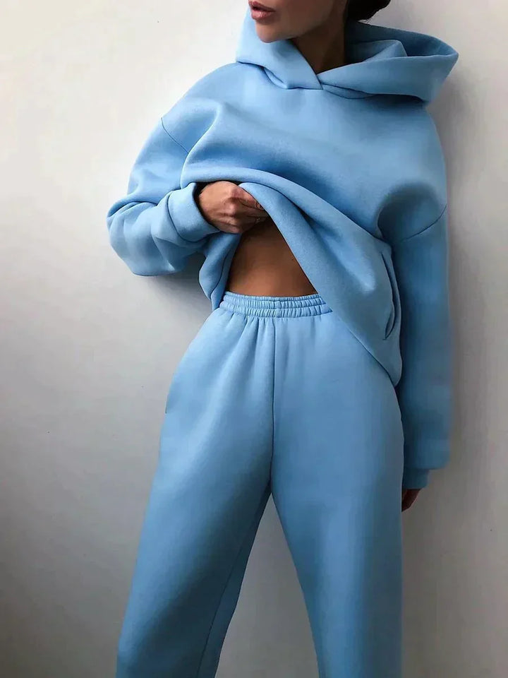 ALDIANA – Tracksuit For Women