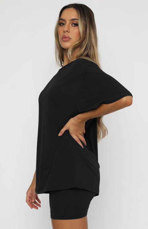 CIARA – Oversized T-Shirt & Shorts Set