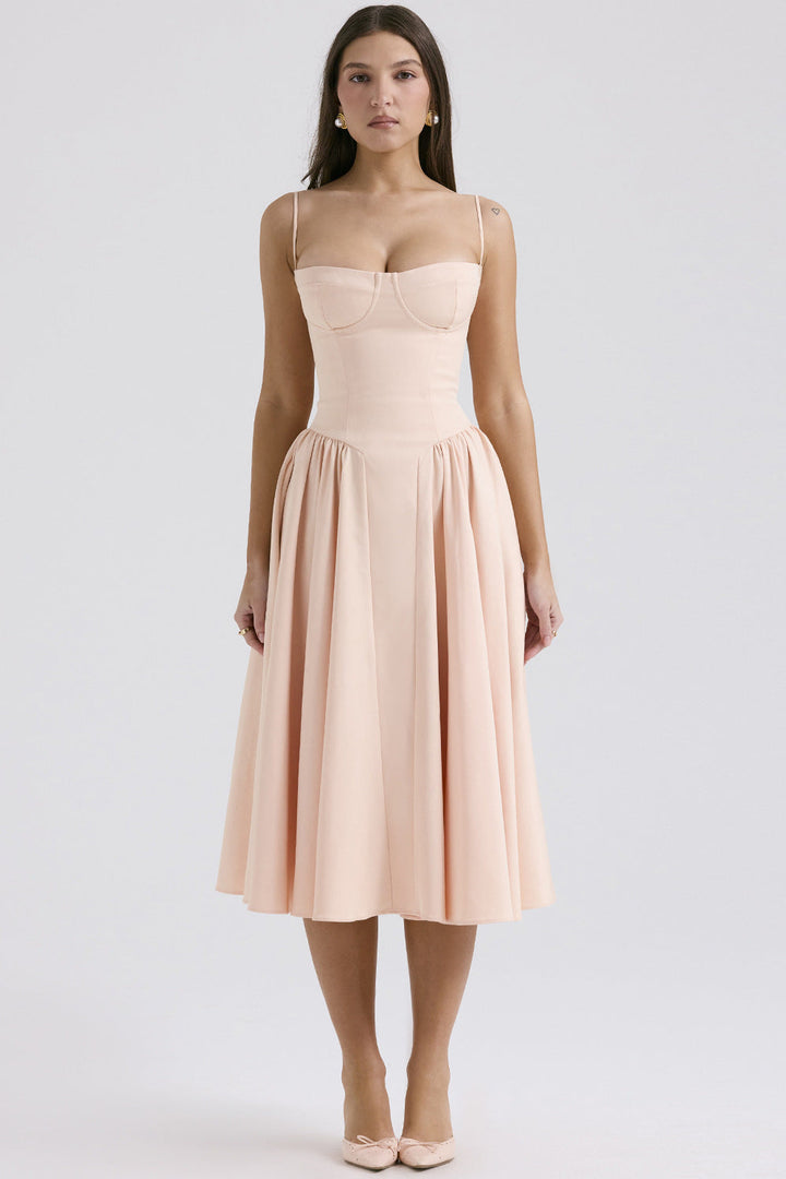 NELS – Elegant Spaghetti Strap Midi Dress