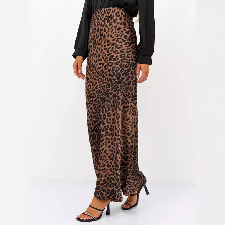 SAHARA – High-Waisted Leopard Print Maxi Skirt
