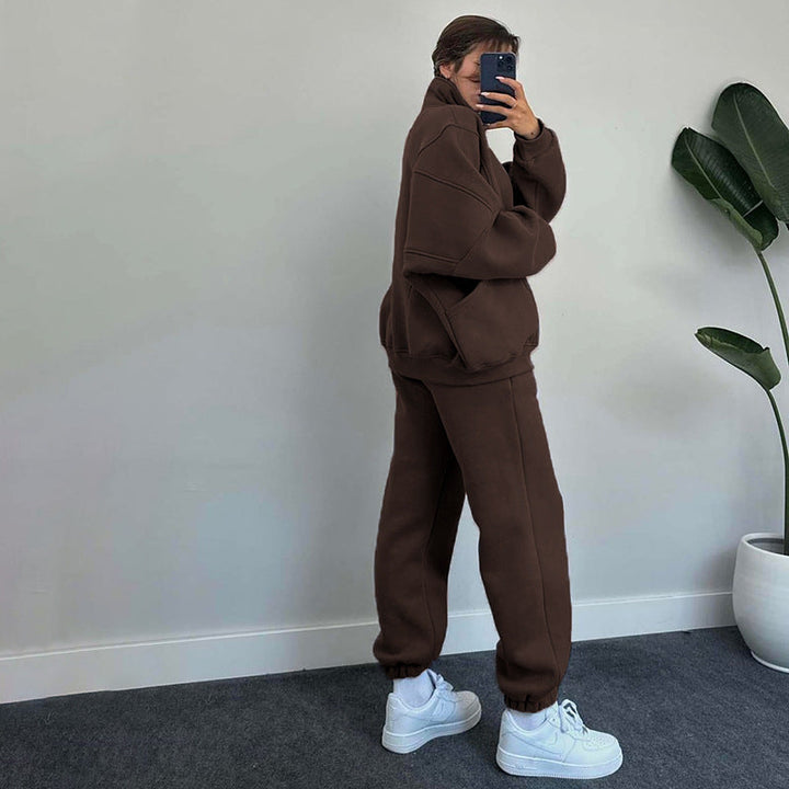 AVA – Oversized Two-Piece Tracksuit