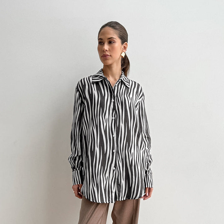 YVRIA – Zebra Print Shirt with Button Front