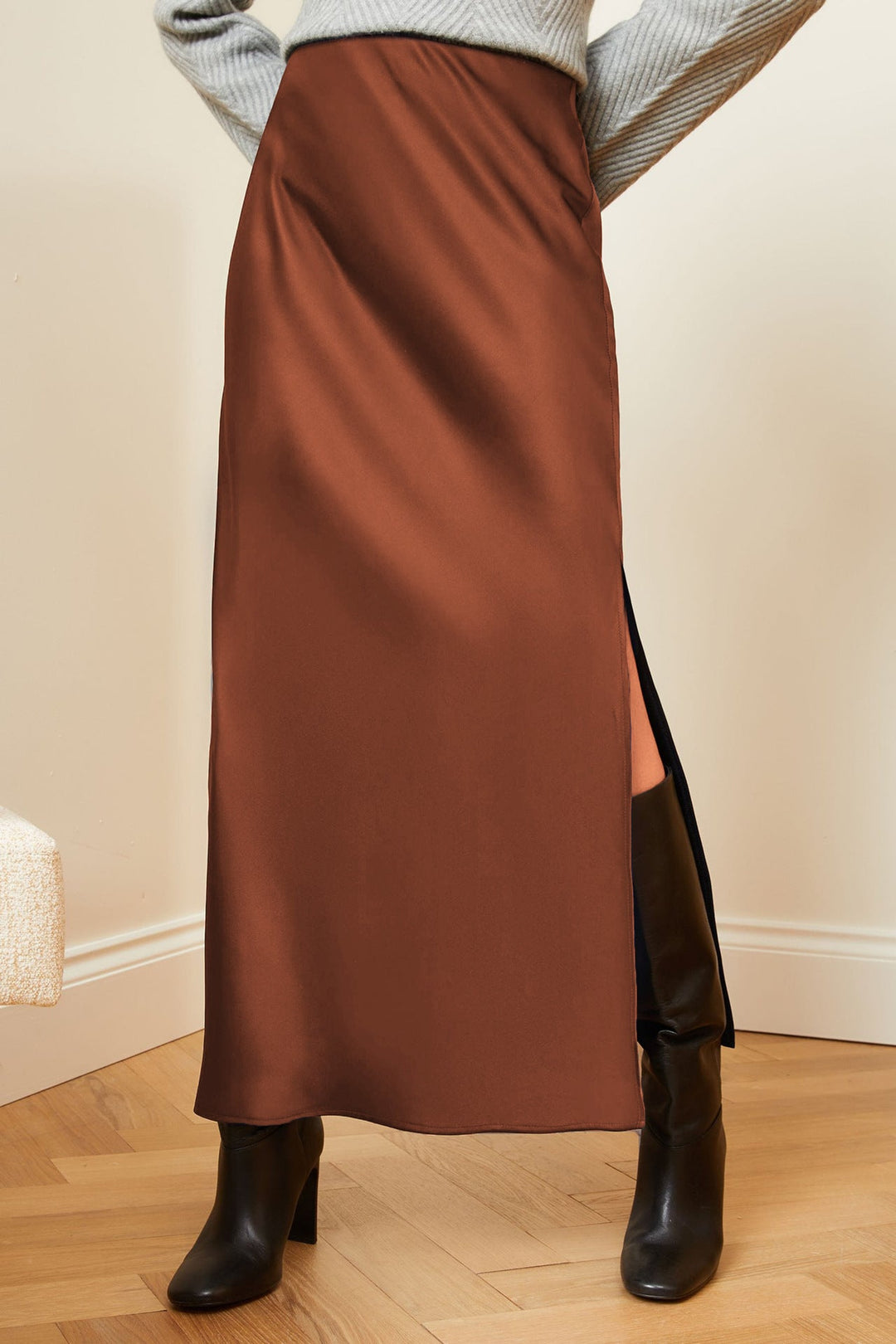 DEA - Women's Black Side-Slit Maxi Skirt