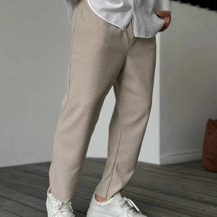 BARL - Men’s Textured Relaxed Fit Trousers