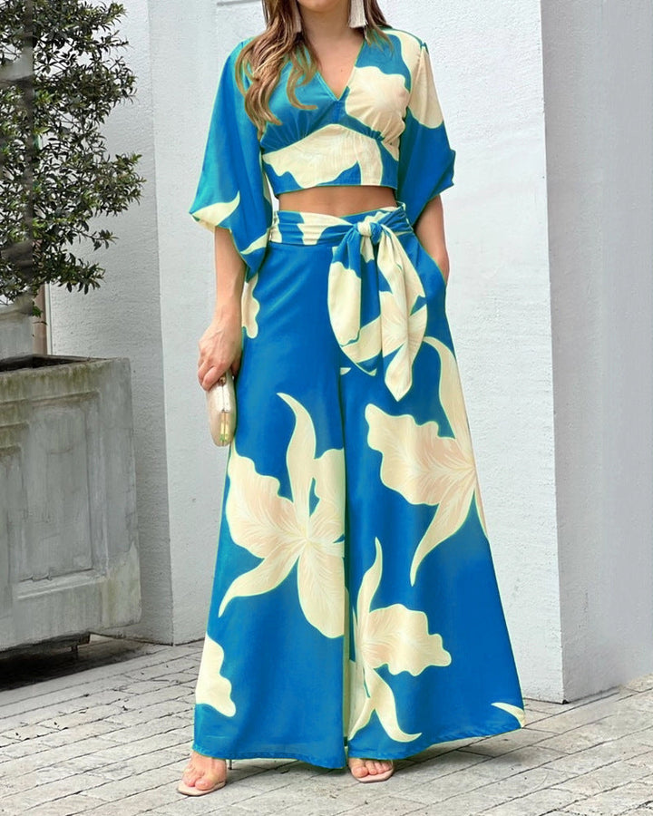 HAMA - Women's Two-Piece Floral Outfit
