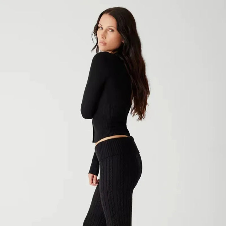 AUGUST -  Women's Ribbed V-Neck Button Cardigan