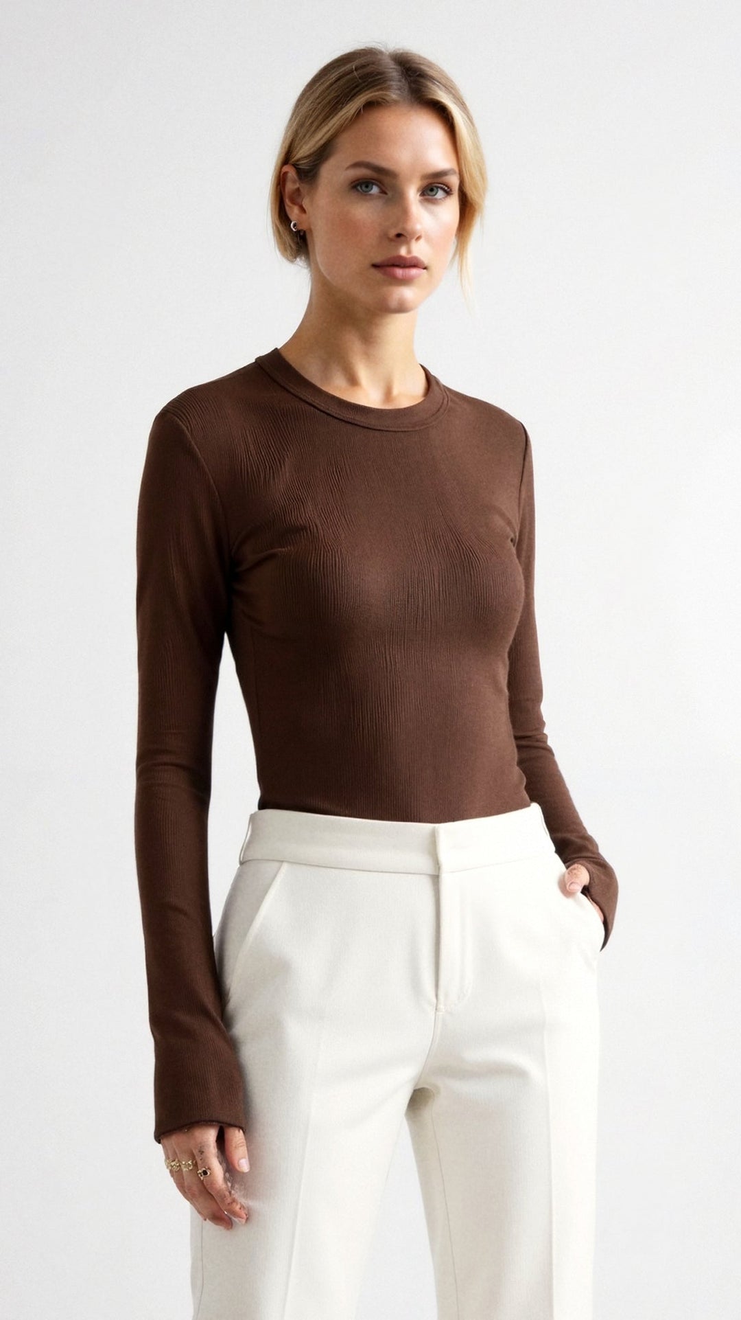 FIORA - Classic Ribbed Long-Sleeve Basic