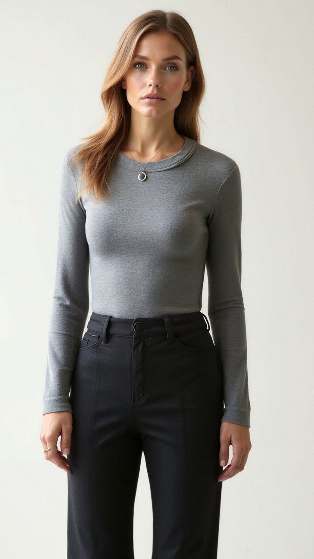 FIORA - Classic Ribbed Long-Sleeve Basic