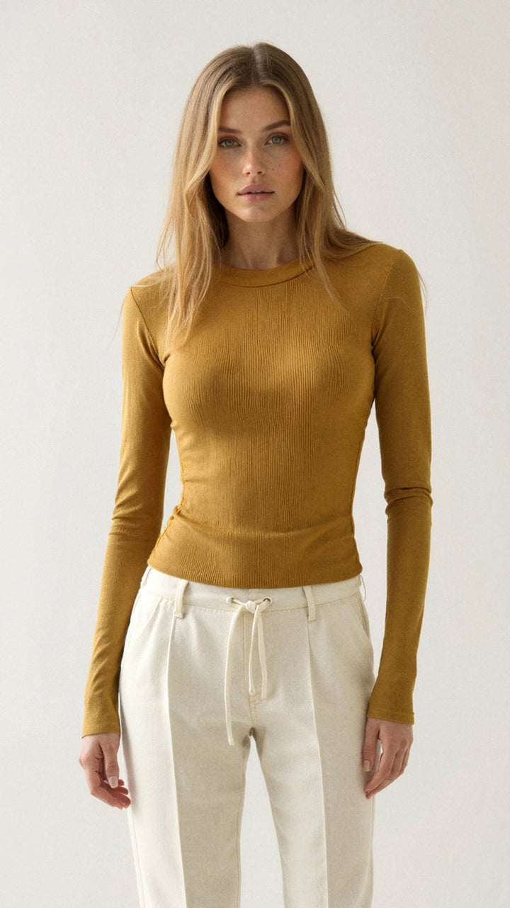 FIORA - Classic Ribbed Long-Sleeve Basic